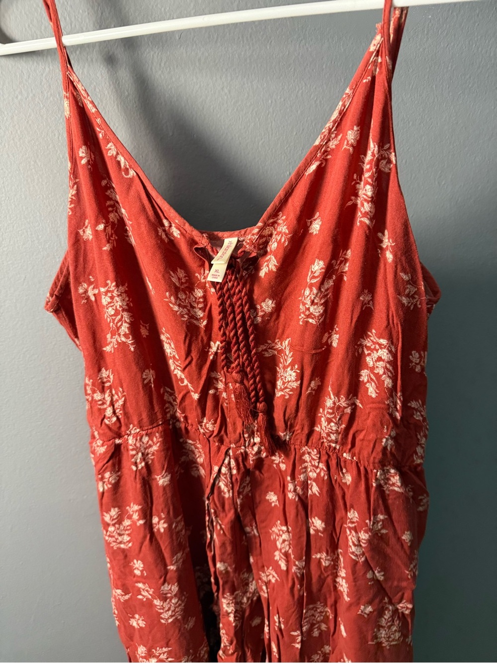 Rust Red Floral Strap Romper - Picture 3 of 4